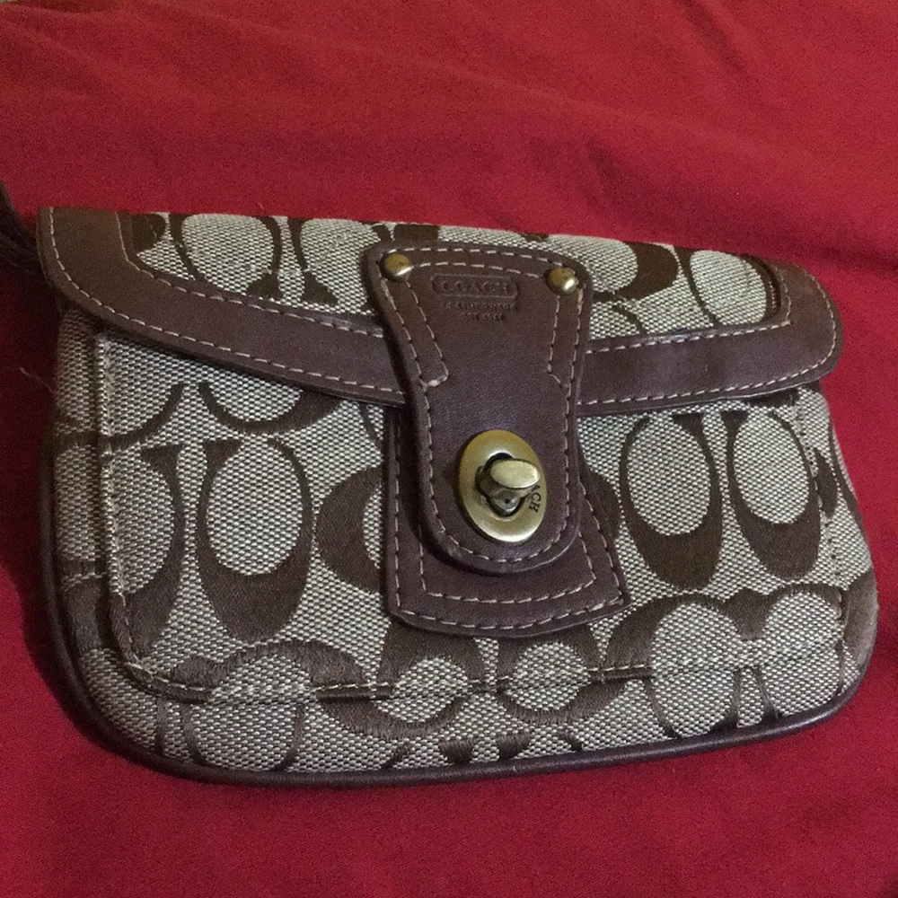 Coach pouch